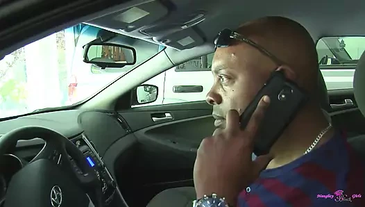 Bu çarpıcı zenci hatun için boşalmalarla tahrik edici büyük zenci yarağı seksi bulmak kolay