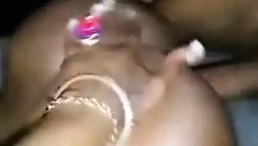 Üçlü büyük beyaz çük ve küçük siyah kedi (part-2)