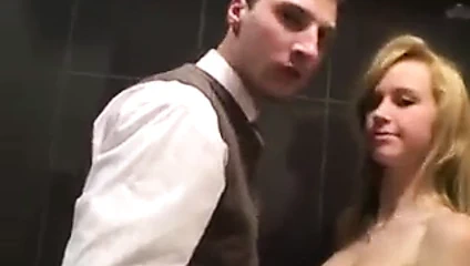 pikap sikme ile seksi 18 yaşındaki kız