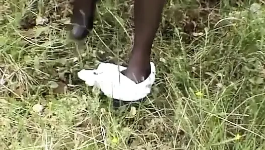 Bush'ta sidik pantolon