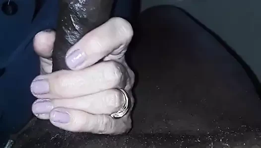 Olgun emme siyah horoz