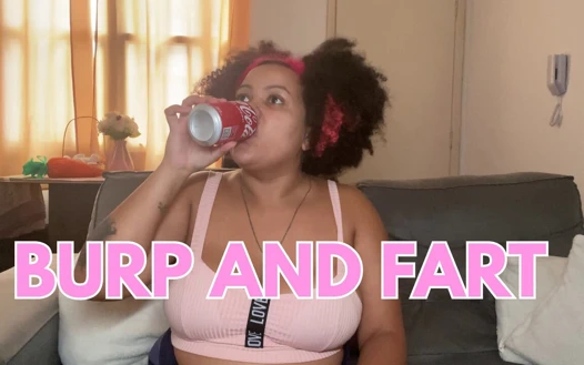 Tombul kız soda ve geğirme ve osurma