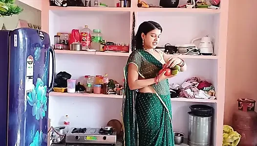 Hintli Asyalı desi üvey erkek kardeş üvey kız kardeşiyle sert sikişiyor tejashwini akash videosu