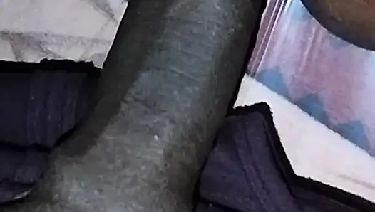 Baldız büyük ve kalın 12 inçlik bir tadını çıkarıyor