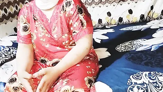 Oğlunun arkadaşından ümmü mahmoud'ı sikiyor yeni Mısırlı seks