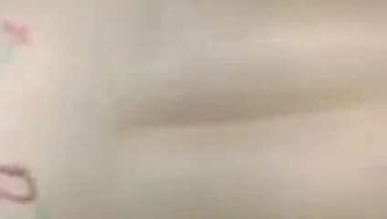 Onunla internette tanıştım