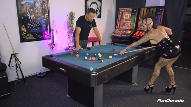 Kitty Core - 1. tur - beni tanıy!