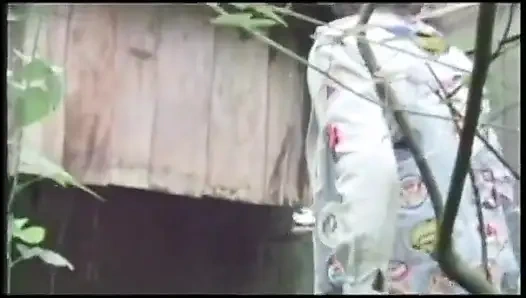 John Holmes'un büyük yarağı ateşli bir kaltağın içine düşmek üzere