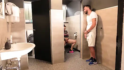 Stefan Steel Ile Kirli Priscilla Ateşli Banyoda Sikişiyor