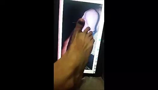 Ritsa ve anastasia mastürbasyon benim horoz pic ile onların ayakları