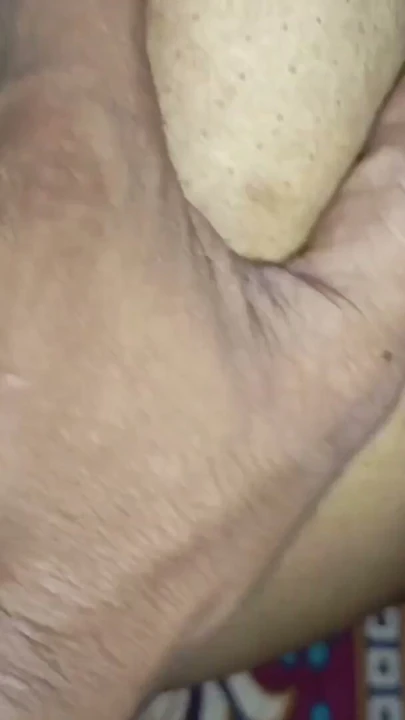 Handjob Bhabhi'nin ellerinde sihir var. | Bölüm 1
