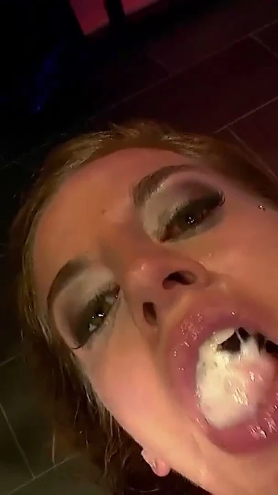 Silvia in a cum rush | Clip 1