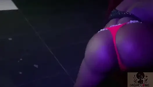 Senin için şov yapmama izin ver daddytwerk sulu götümü yüzüne sok!!