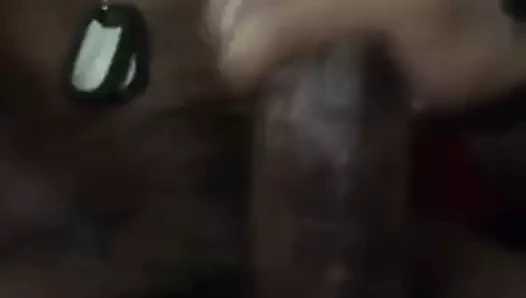 Beni büyük siyah dick okşayarak!