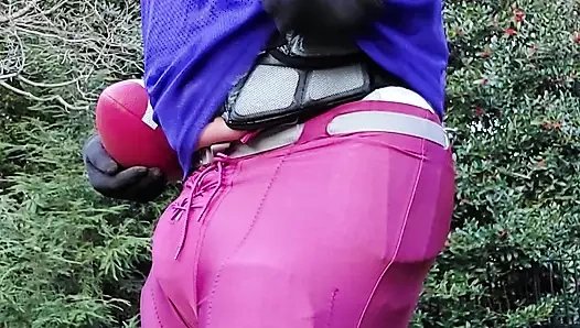 Futbol antrenörü video çekmeye katılmak istedi