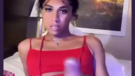 Bir ele ihtiyacı var