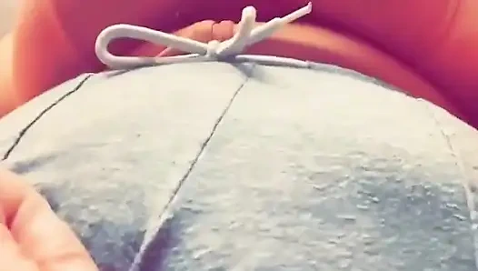 Benimle sadece bu titreşimin rahatlaması için dans et