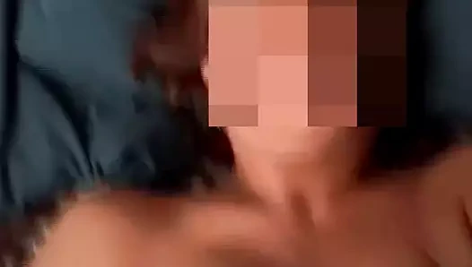 Nele nochmal kurz die Fotze gestopft