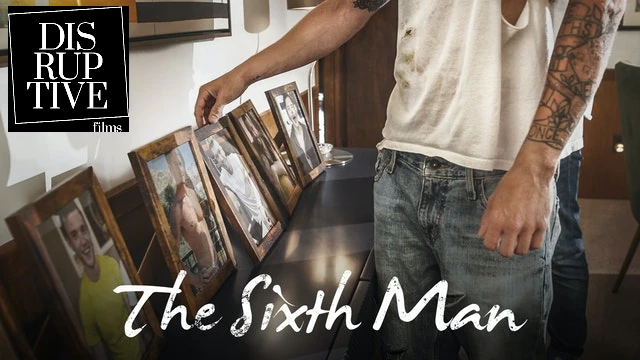 Голодный мужчина накормил едой и хуем 'хорошего' самаритянина