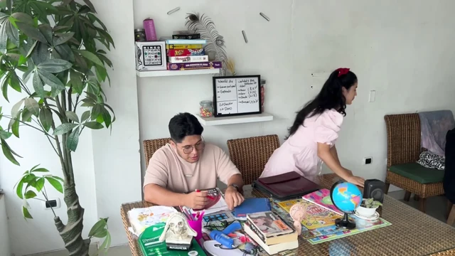 Я делаю выговор своему ученику под дулом члена