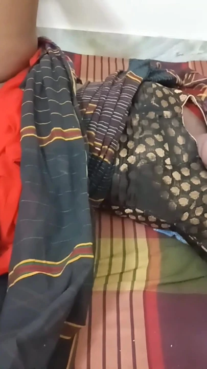 Bangladeşli seks videosu Bengalli sesli edepsiz sesli seks gerçek fase videomun tadını çıkardı | Klip 1