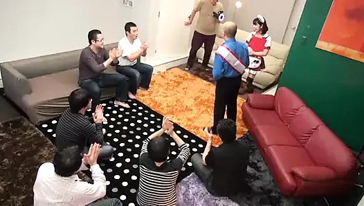 Yumuşak kıvrımlarının son boşalmasını davet ettiği özel bir toplantı.