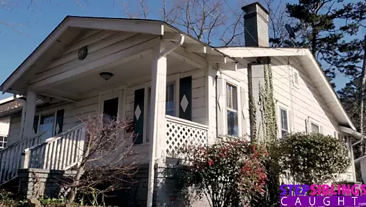 Üvey erkek kardeş diyor ki, aile fetişin falan mı var?!