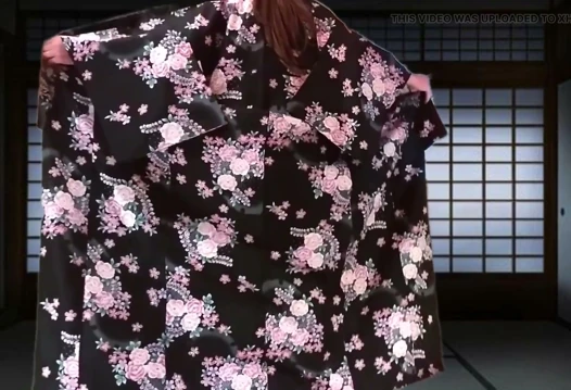 Kimono'da pai-chan