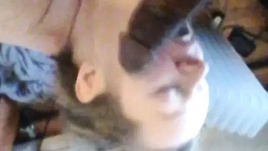 Kirli sürtük seviyor için emmek bir büyük horoz