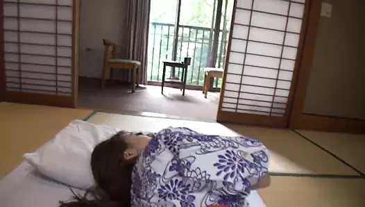 Amatör pov: koca, karısının başka bir erkekle seks yaptığını görmek istiyor. #15-2