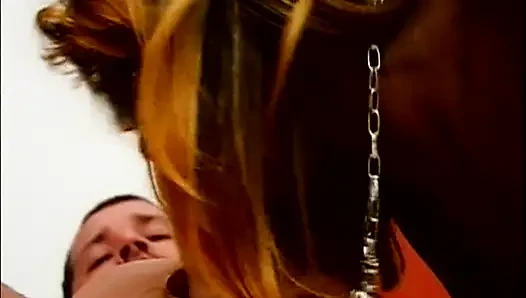 Zenci orta yaşlı seksi kadın yoğun grup sekste döl damlıyor