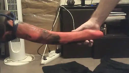 Yeni, büyük dildo, götüme yumruk sokuyorum