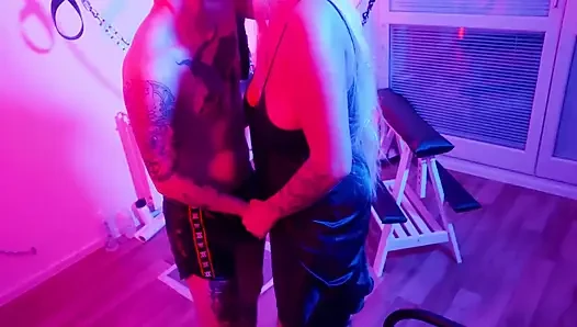 Uge yarak fetişi dom Berlin ile beş tam video