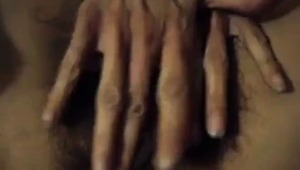 kıllı KEDİ parmak