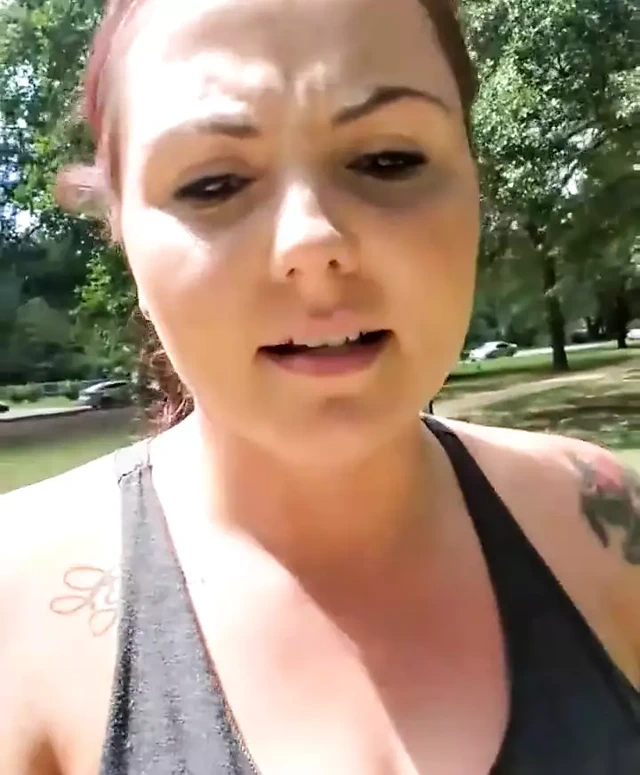 Bir kız ormanda fışkırtıyor mu? evet! Yall beni kötü yapmak istiyor, umarım devam ederim