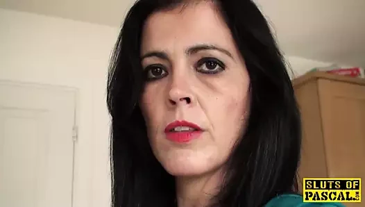 parmaklı olgun ingiliz yayılır onu bacaklar