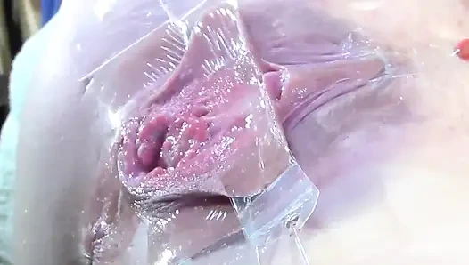 1 Yalayan Vajina Çok Yakın Değil