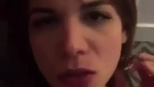 Sıska İspanyol pawg ile seksi göt ve ıslak kedi