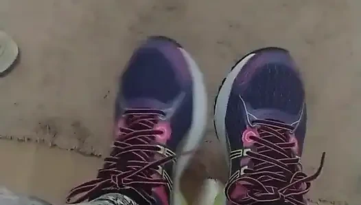 Spor salonundan sonra yumuşak tabanlarıma bak