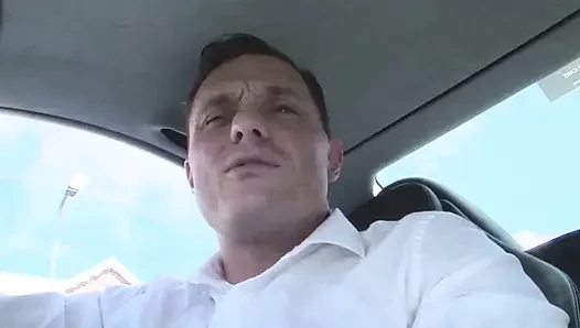 Muhteşem orta yaşlı seksi kadın Stacey Saran sert sikiliyor
