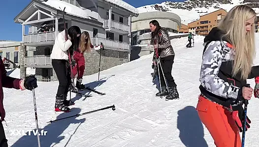 İgloda üçlü seks