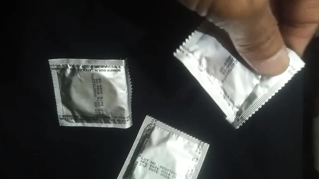 Büyük yaraklarla seks yapmayı seven tüm yaşlı amatör kadınlar tam gizlilik içinde benimle iletişime geçebilirler.