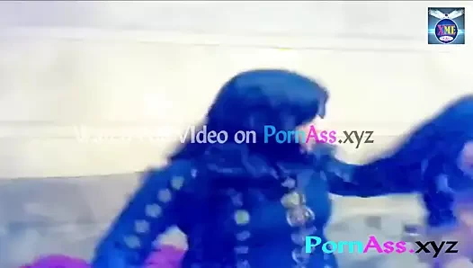 5 yıldızlı otelde Porimoni sıcak dans - pornass