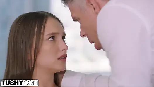 Tushy - hipster genç kız evli bir adamla sikişiyor