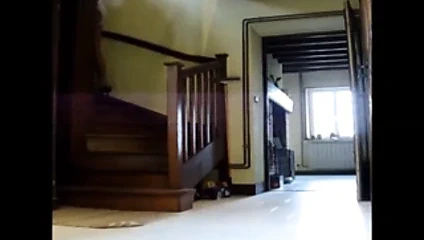 Sadece merdivenlerden yukarı yürümek