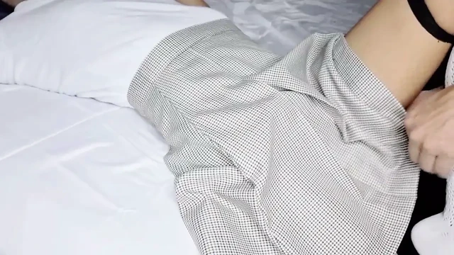 Little Thai: I let a pervert fill me with cum in the school uniform.