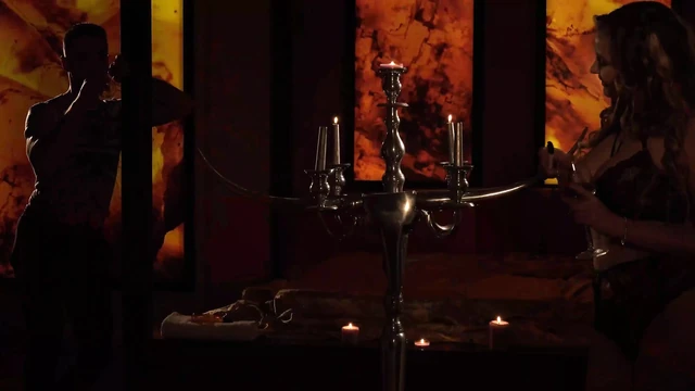 Секс с бывшей! Он приглашает свою бывшую в тройничок!