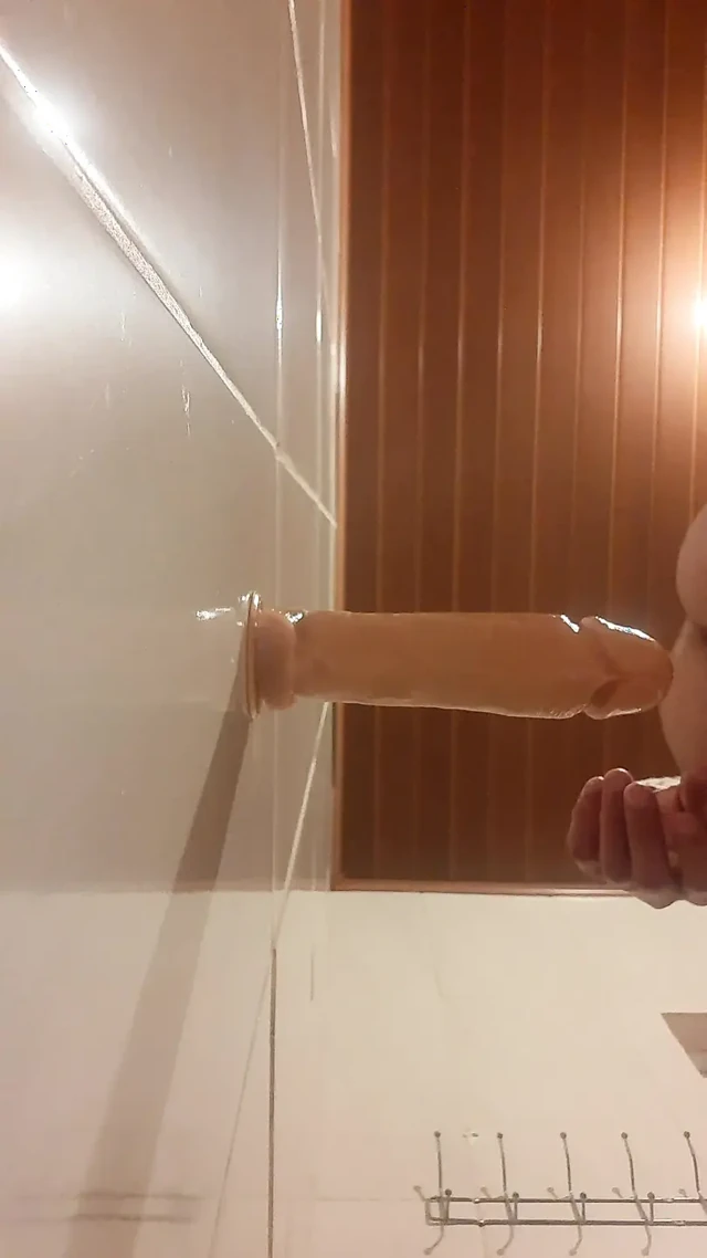 Kalın Anal Dildo Yepyeni Shemale