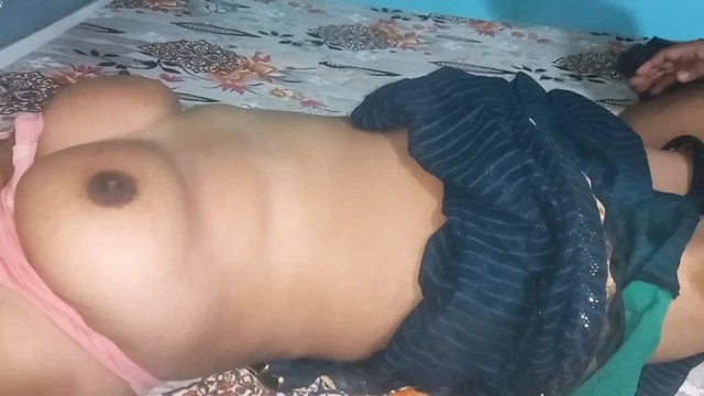 Bhabhi Ji ki choot ka pani nikal gya