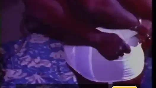 Büyük memeli hatun ateşli ve sikiliyor